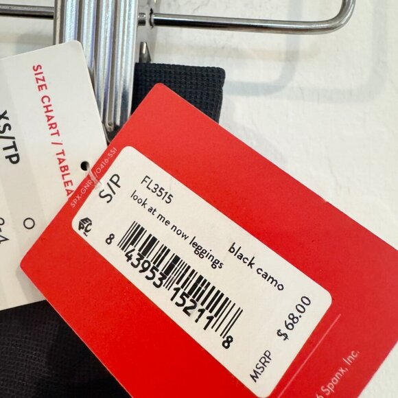 NWT Spanx Look At Me Now Camo Leggings - Picture 5 of 9